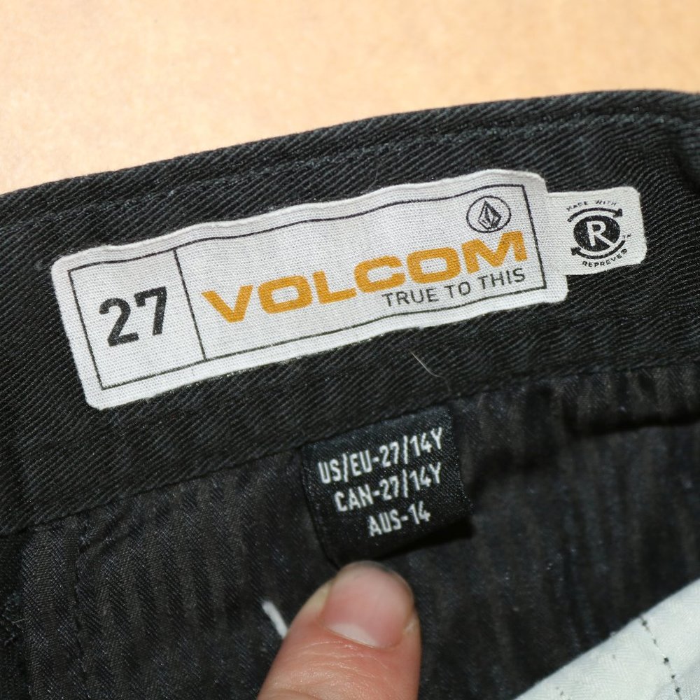 Volcom True To This Made With Repreve Black Shorts - image 3